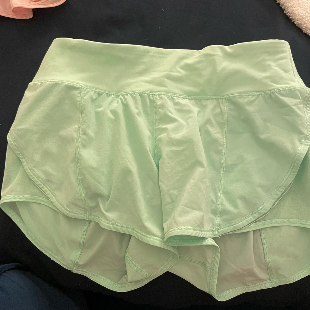 Lululemon tall green shorts